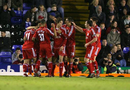 电竞平台推出新功能提升互动体验